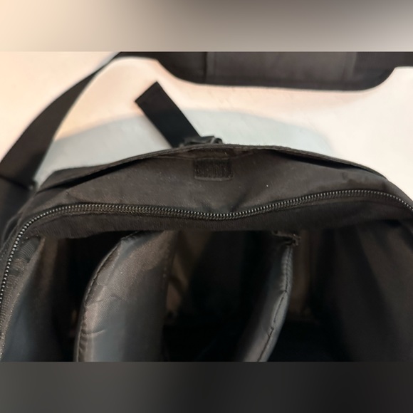 Black Paisley DSLR Camera Bag - Picture 6 of 10